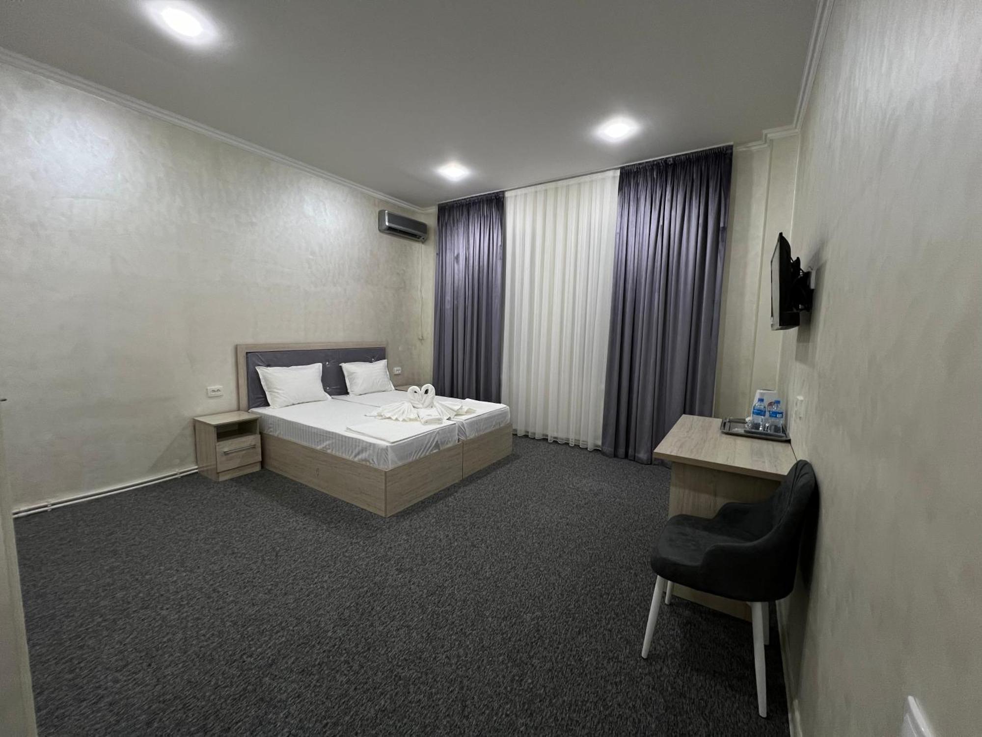 Art Tashkent Hotel ภายนอก รูปภาพ
